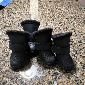 Canada Pooch lined black wellies